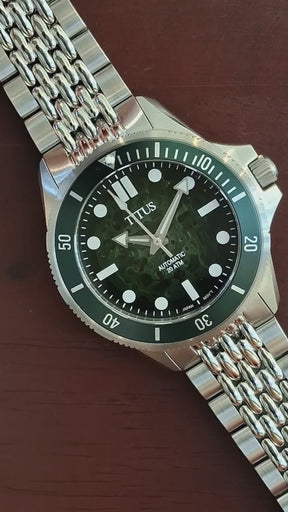 นาฬิกาผู้ชาย Valor 3 เข็ม ระบบออโตเมติก สายสเตนเลสสตีล ขนาดตัวเรือน 43 มม. (W06-03296-003)